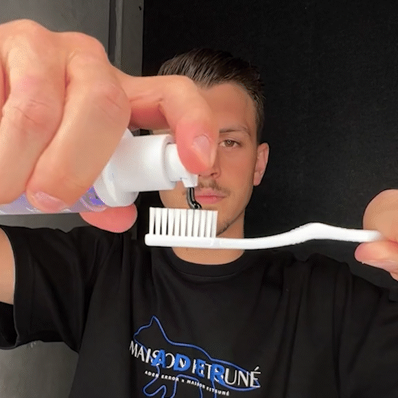 V24™ Instant Teeth Whitening Serum